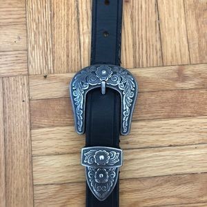 GUESS belt western style